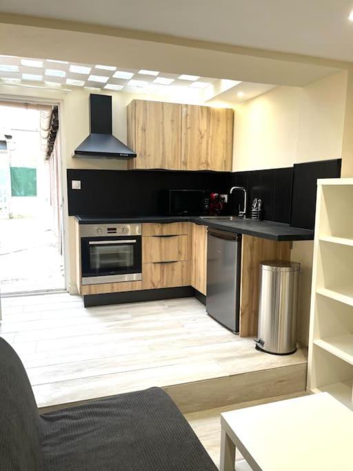 Appartement Cosy Avec Terrasse Marsiglia Esterno foto